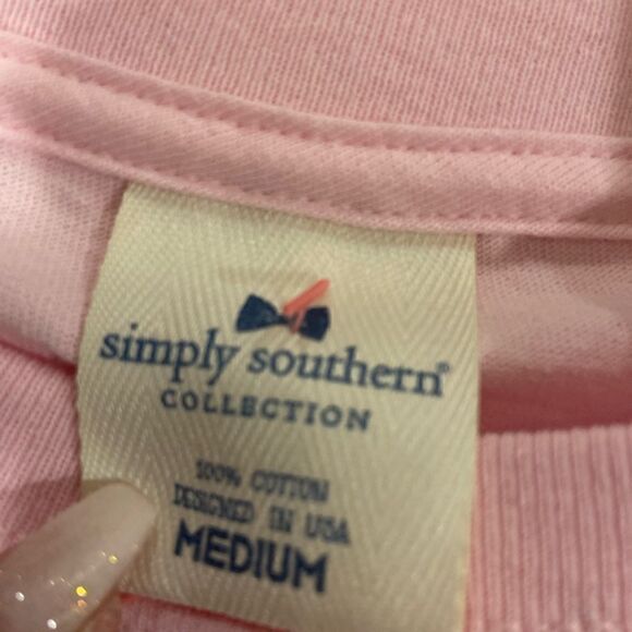 NWT Simply Southern Collection ‘This is How We Roll’ Medium Pink T Short CAMPER - Picture 6 of 10
